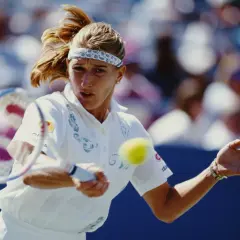 Aktuelle Top 10 Tennisspieler: Wer führt ATP & WTA an?