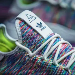 Tennis Hu: Pharrell Williams' Sneaker-Ikone Design & Kaufberatung